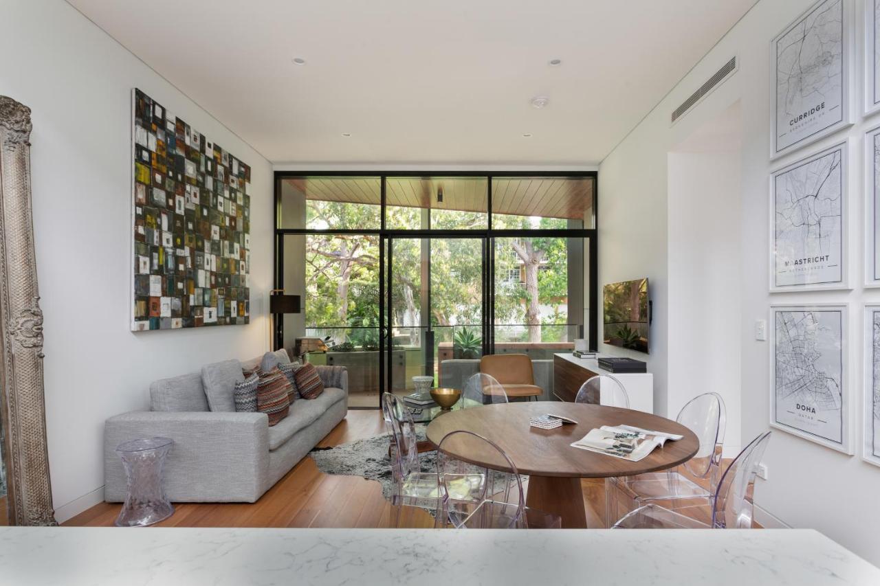 Stylish 2-Bed Apartment With Bbq Patio Near Beach Sydney Exteriör bild